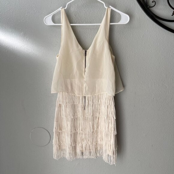 American Eagle Outfitters Ivory Fringe top  Tank Festival Boho Western size 0 - Picture 2 of 10